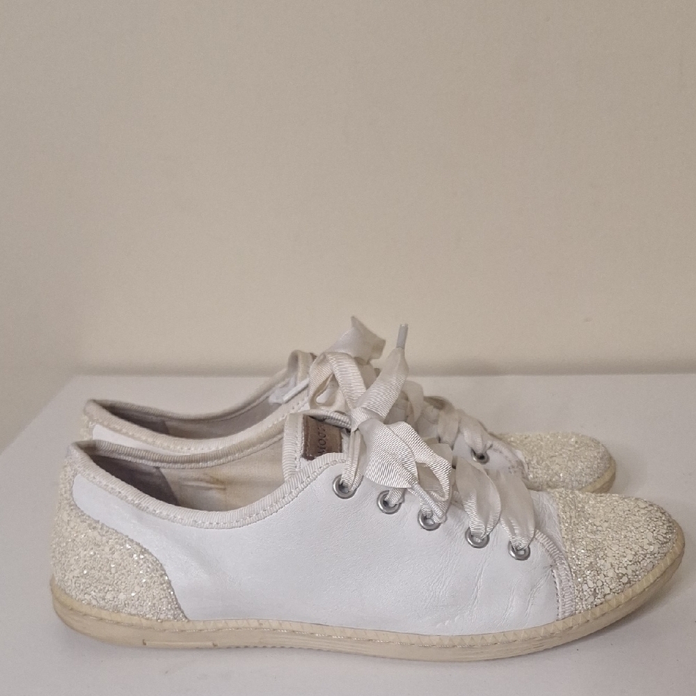 London Sole By Jane Winkwork White Sparkle Toe Ribbon Lace Moochers Size EU 40